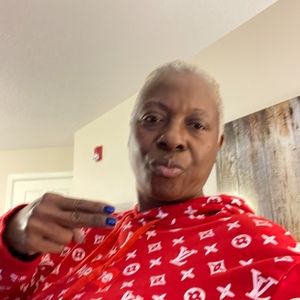 Meet your Posher, Paulette